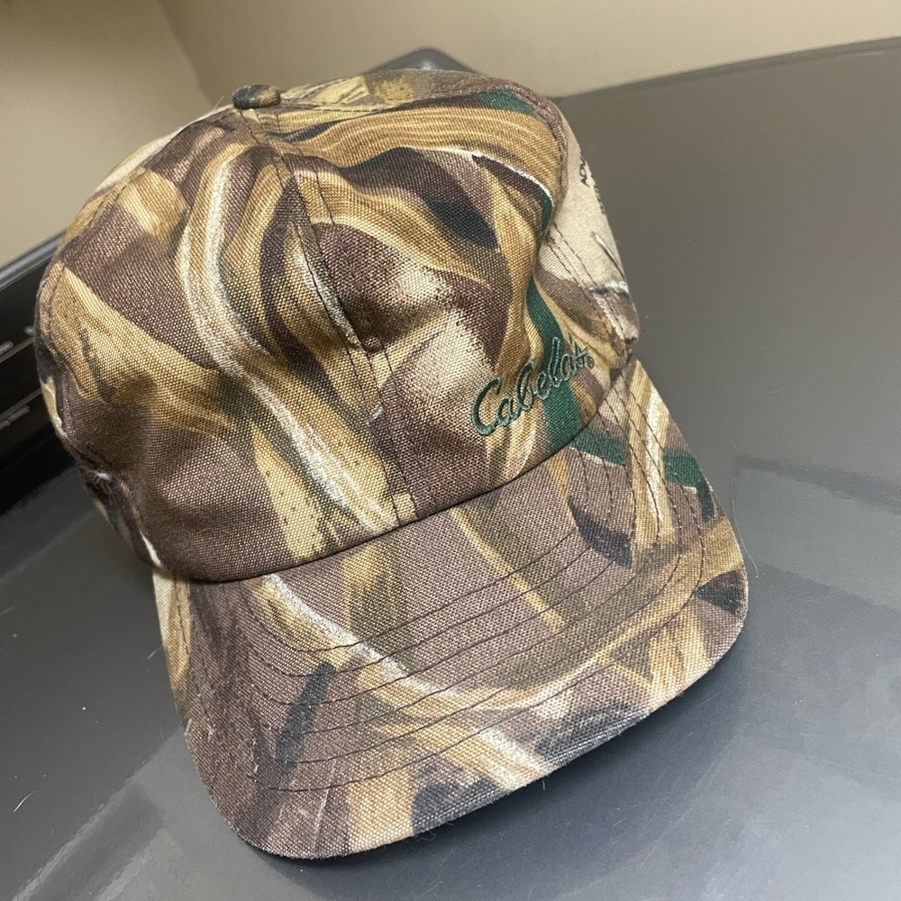 Cabela’s  Hunter Camouflage Hat with Ear Flaps Cap, size Large